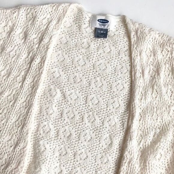 Old Navy cream crochet boho vest  EUC 12-18 months - Picture 2 of 2